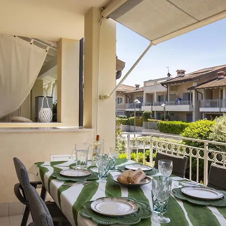 Διαμέρισμα Delphine With Shared Pool Castelnuovo del Garda