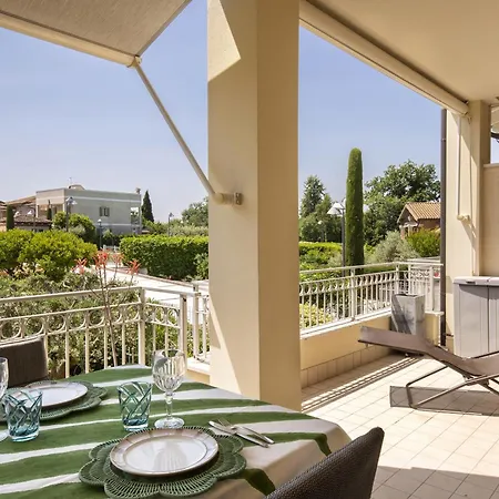 Appartement Delphine With Shared Pool Castelnuovo del Garda